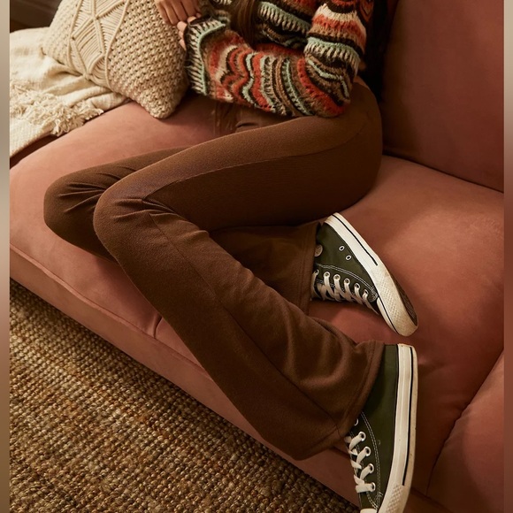 Urban Outfitters Cosy Ribbed Flare Trousers size medium!! - Picture 2 of 3